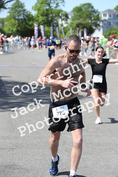 FinishHalf_1364