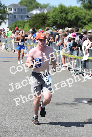 FinishHalf_1373
