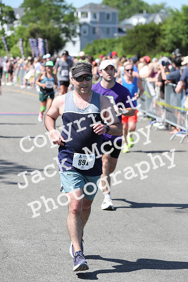 FinishHalf_1498