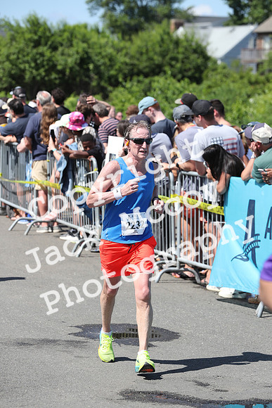 FinishHalf_1500