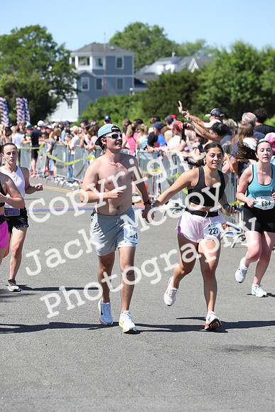 FinishHalf_1523