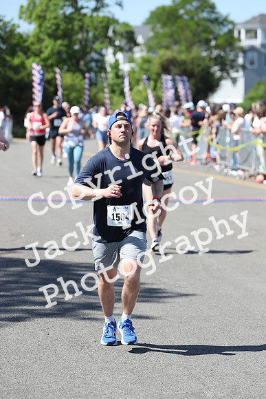 FinishHalf_1532