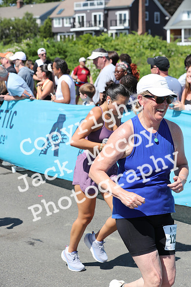 FinishHalf_1559