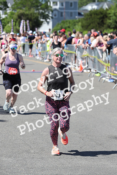 FinishHalf_1566