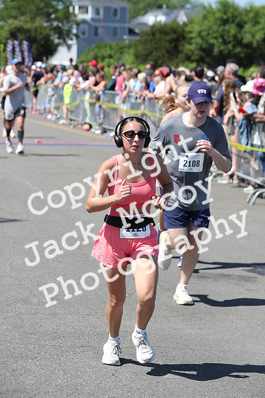 FinishHalf_1575