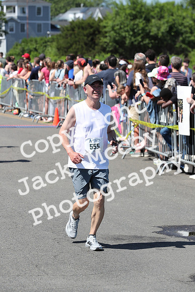 FinishHalf_1574