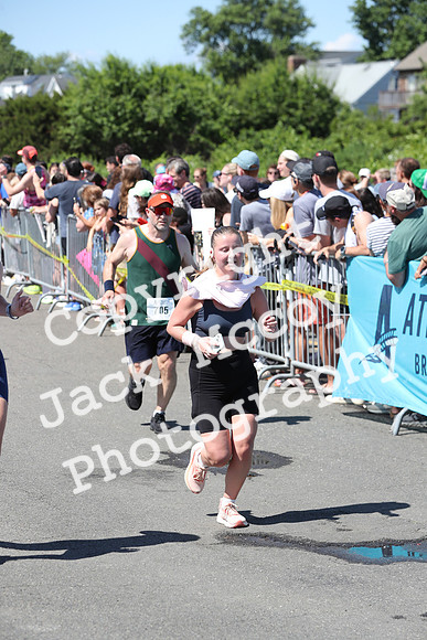 FinishHalf_1587