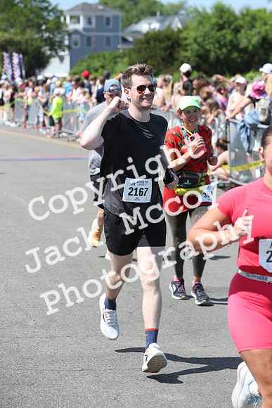 FinishHalf_1811
