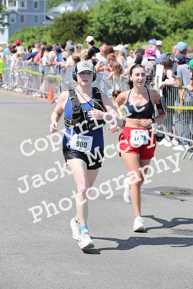 FinishHalf_1822