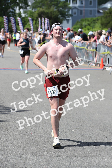 FinishHalf_1905