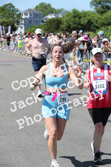 FinishHalf_1653