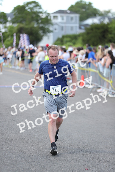 FinishHalf_2010