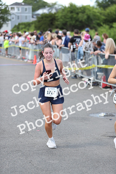 FinishHalf_2024