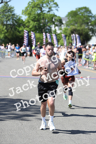 FinishHalf_1706