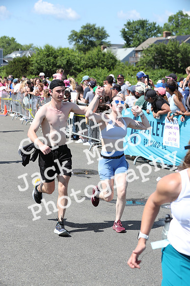 FinishHalf_1786