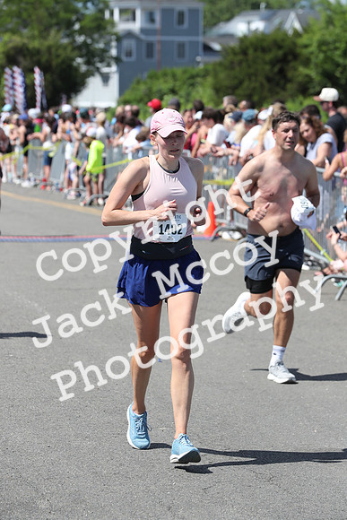 FinishHalf_1800