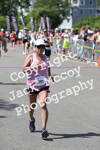 FinishHalf_1802