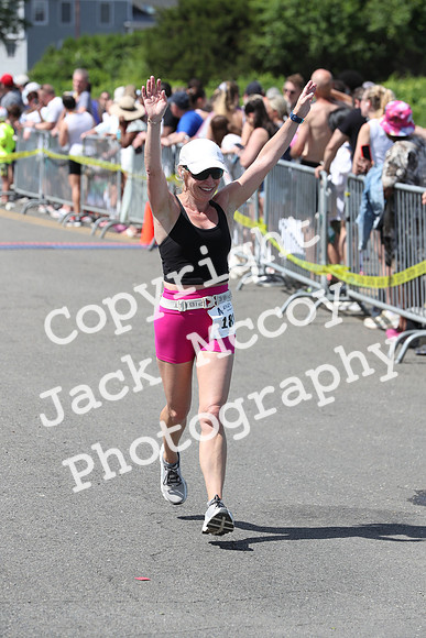 FinishHalf_2044