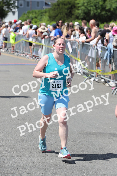 FinishHalf_2049