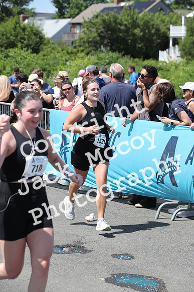 FinishHalf_2068