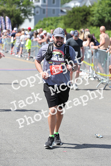 FinishHalf_2086