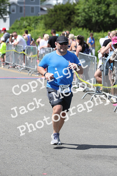 FinishHalf_2102
