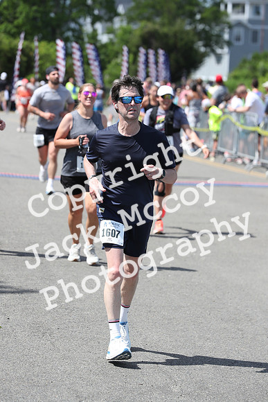FinishHalf_2106