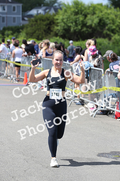 FinishHalf_2114