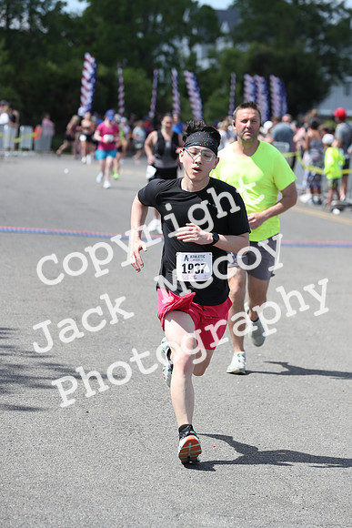 FinishHalf_2115