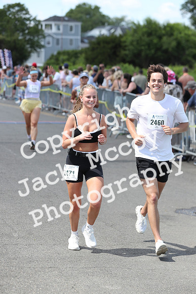 FinishHalf_2123