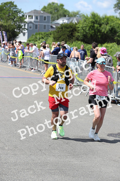 FinishHalf_2142