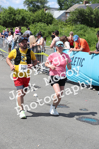 FinishHalf_2143