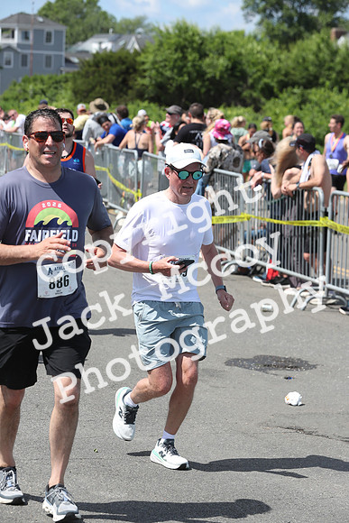 FinishHalf_2146