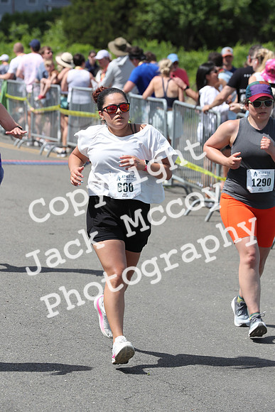 FinishHalf_2157