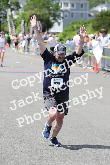 FinishHalf_2192