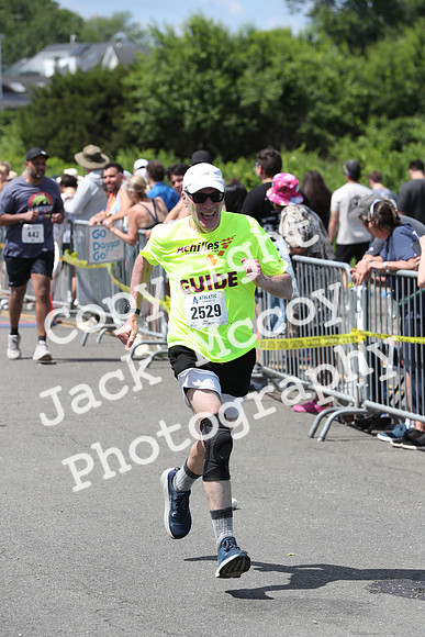FinishHalf_2209