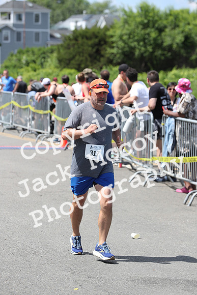 FinishHalf_2246