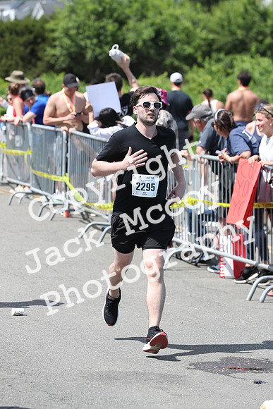 FinishHalf_2250