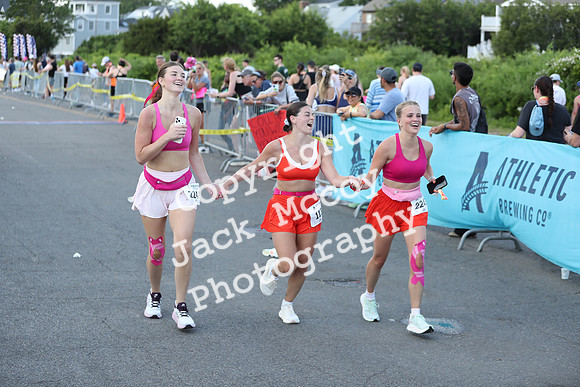 FinishHalf_2318
