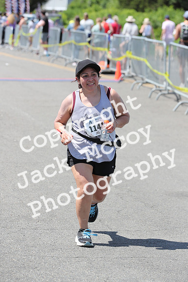 FinishHalf_2348