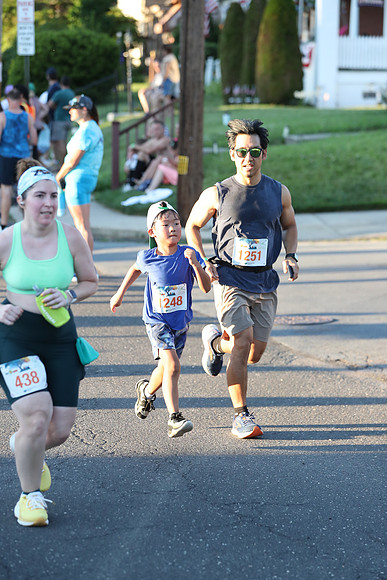 Finish_1049