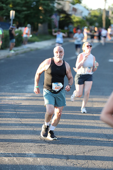 Finish_1057