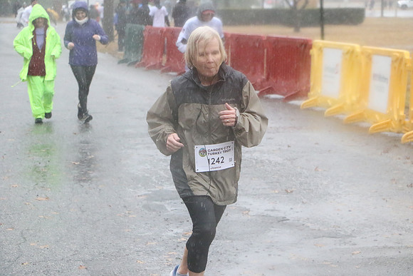 Finish5Mile_1935