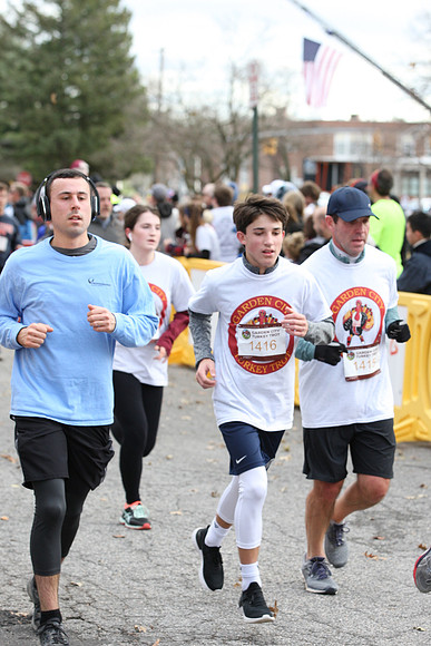 5MileFinish_1392