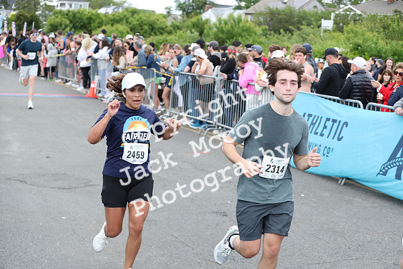 FinishHalf_1658