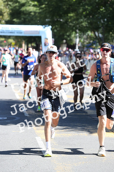Finish20kHalf_1375