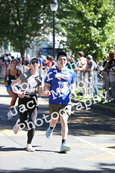 Finish20kHalf_1680