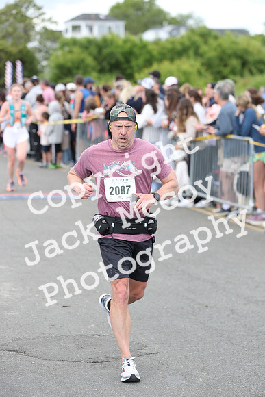 FinishHalf_1574