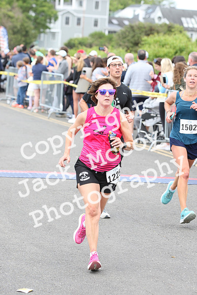 FinishHalf__0561