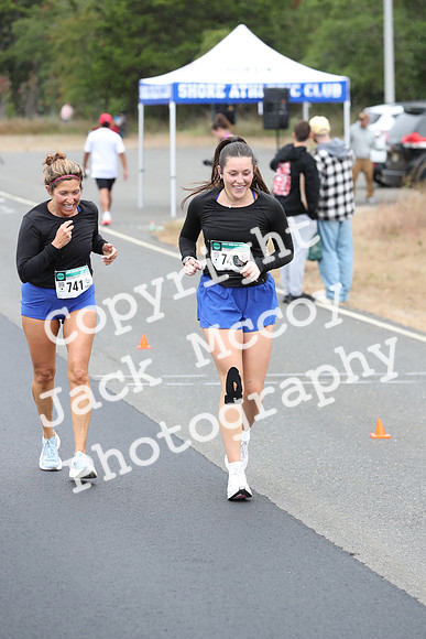 FinishHalf_0674